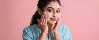 ডাবল ক্লিনজিং: ক্লিন স্কিনের সিক্রেট ফর্মুলা